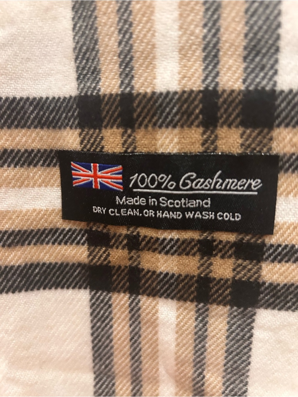 Cashmere Plaid Fringe Scarf in cream/White, Black & Tan